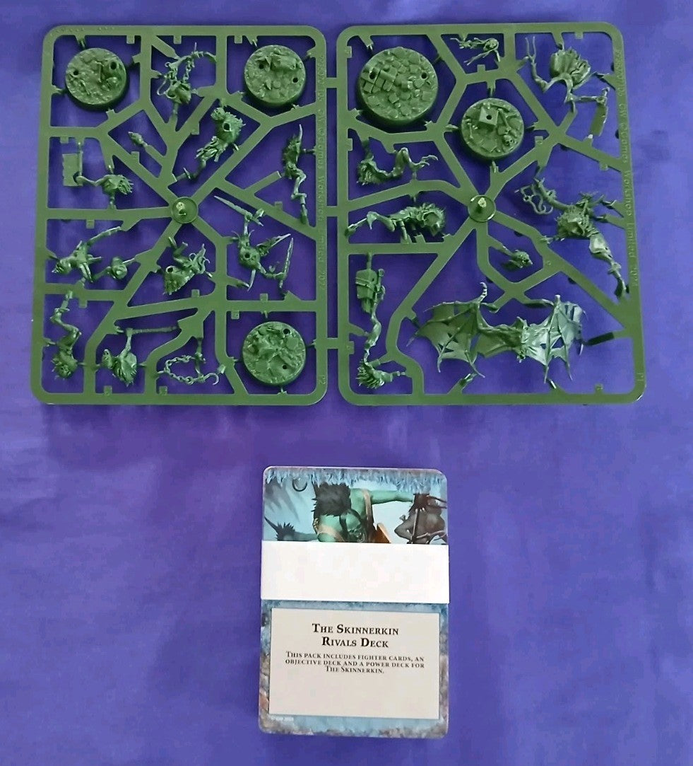 Warhammer Underworlds Skinnerkin NEW with cards, minor damage to wing