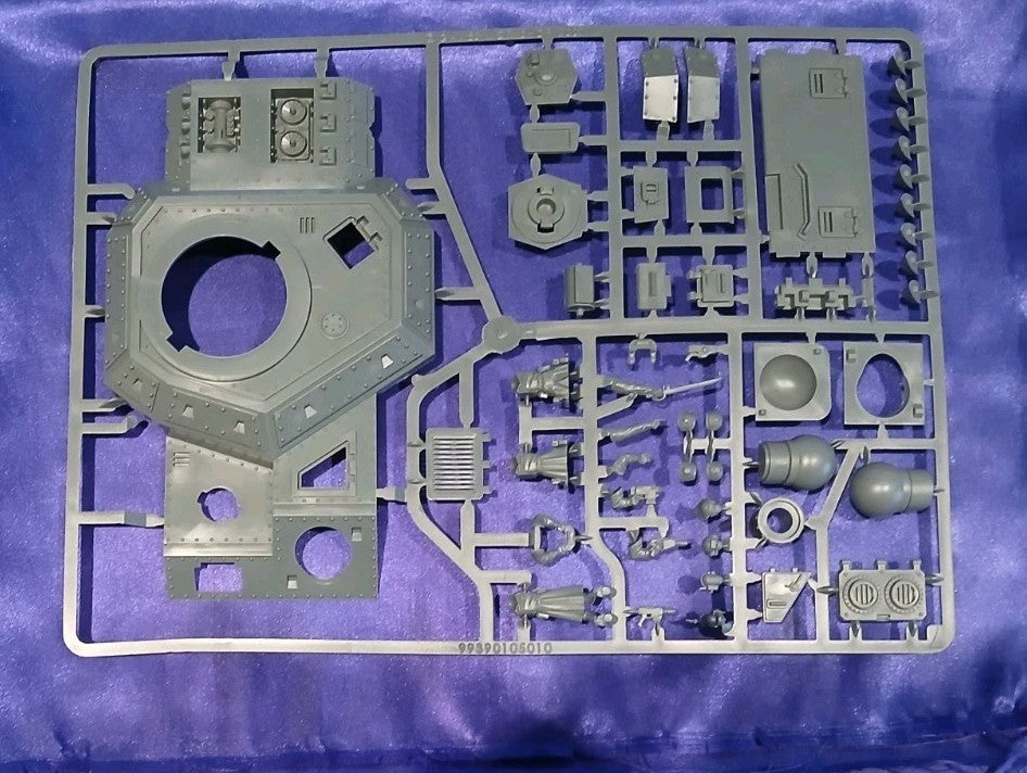 Baneblade Top Sprue  Only, Warhammer 40K, NEW