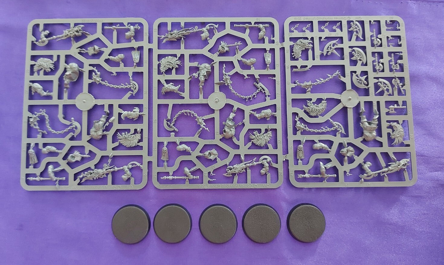 Fyreslayers - 5 x Auric Hearthguard / Berzerkers, Warhammer Age of Sigmar, NEW