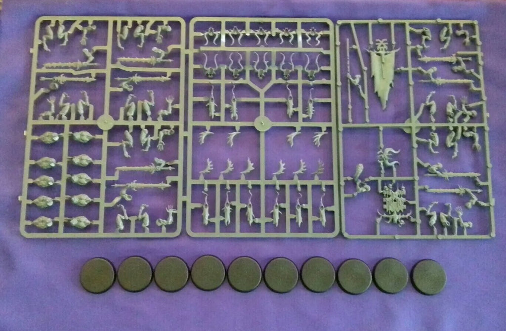 Warhammer - Age of Sigmar - Khorne - 10 Bloodletters, NEW on sprue with bases