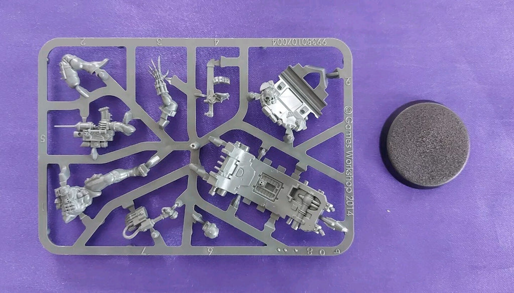 Warhammer 40K - Imperial Agents - Eversor Assassin, NEW