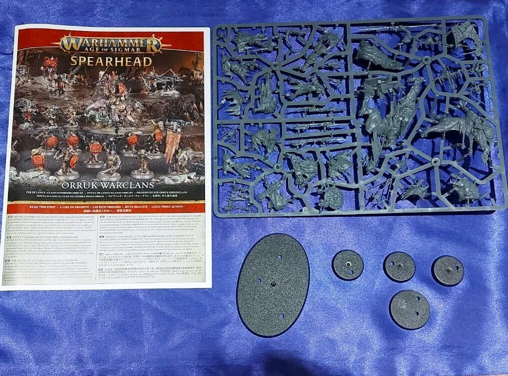 Warhammer Age Of Sigmar Orruks Starter Set 5 Models, NEW