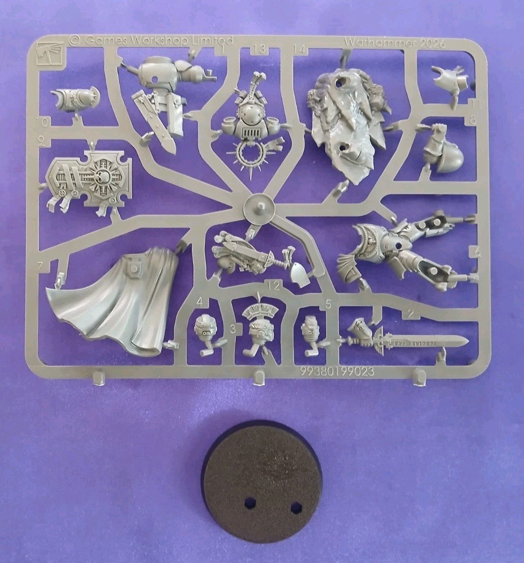 Warhammer 40k ARMAGEDDON, Space Marine Captain with Relic Shield, NEW