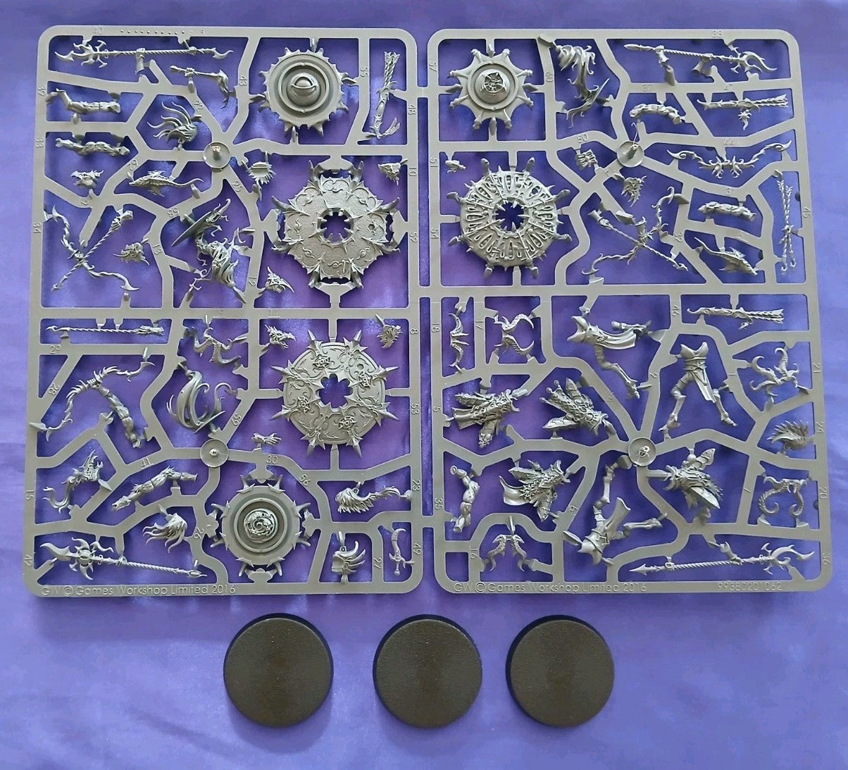 3 Tzaangor Enlightened, Tzeentch Thousand Sons, Warhammer 40K