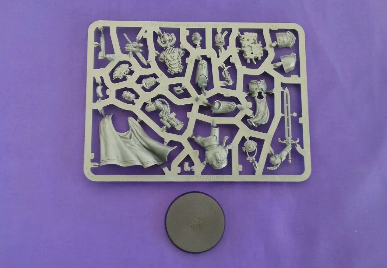 Warhammer Horus Heresy - Praetor with Power Sword, NEW