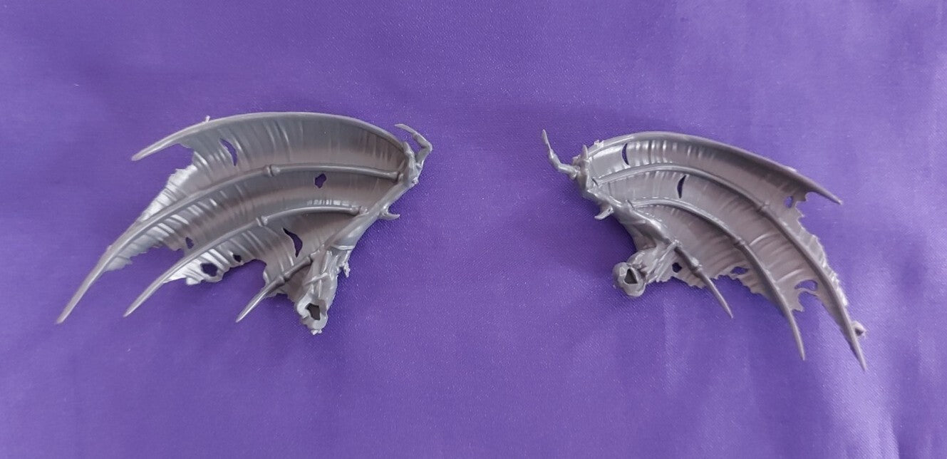 Warhammer - Flesh Eater Courts - Vargheist Type B WINGS only, NEW