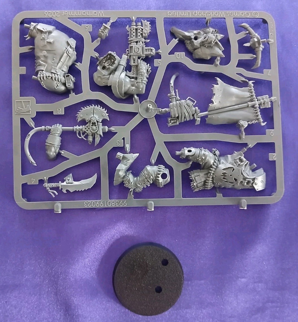 Warhammer 40k ARMAGEDDON Ork  Warboss, NEW