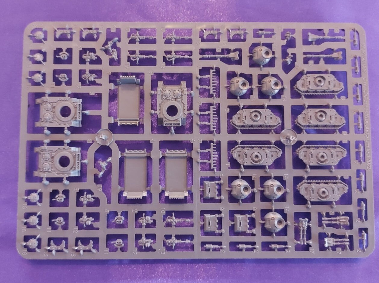 Warhammer - Legions Imperialis SINGLE Legion Predator Sprue ( 3 Tanks ), NEW