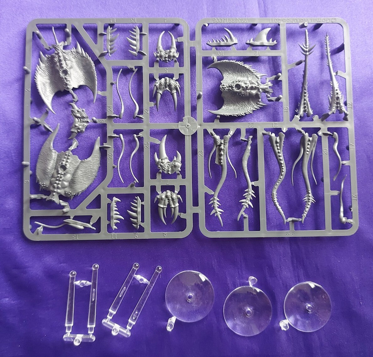 Warhammer Age Of Sigmar - Tzeentch - Unit Of Screamers (3), NEW